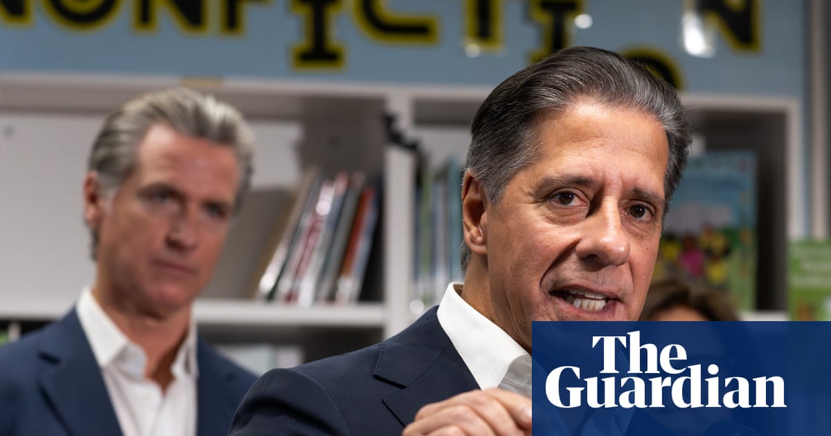 FBI raids Los Angeles school district headquarters and superintendent’s home | Los Angeles