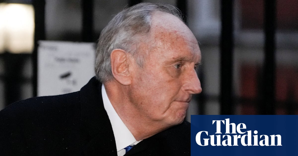 Paul Dacre says claims Mail broke law to target Doreen Lawrence ‘bitterly wounding’ | Paul Dacre