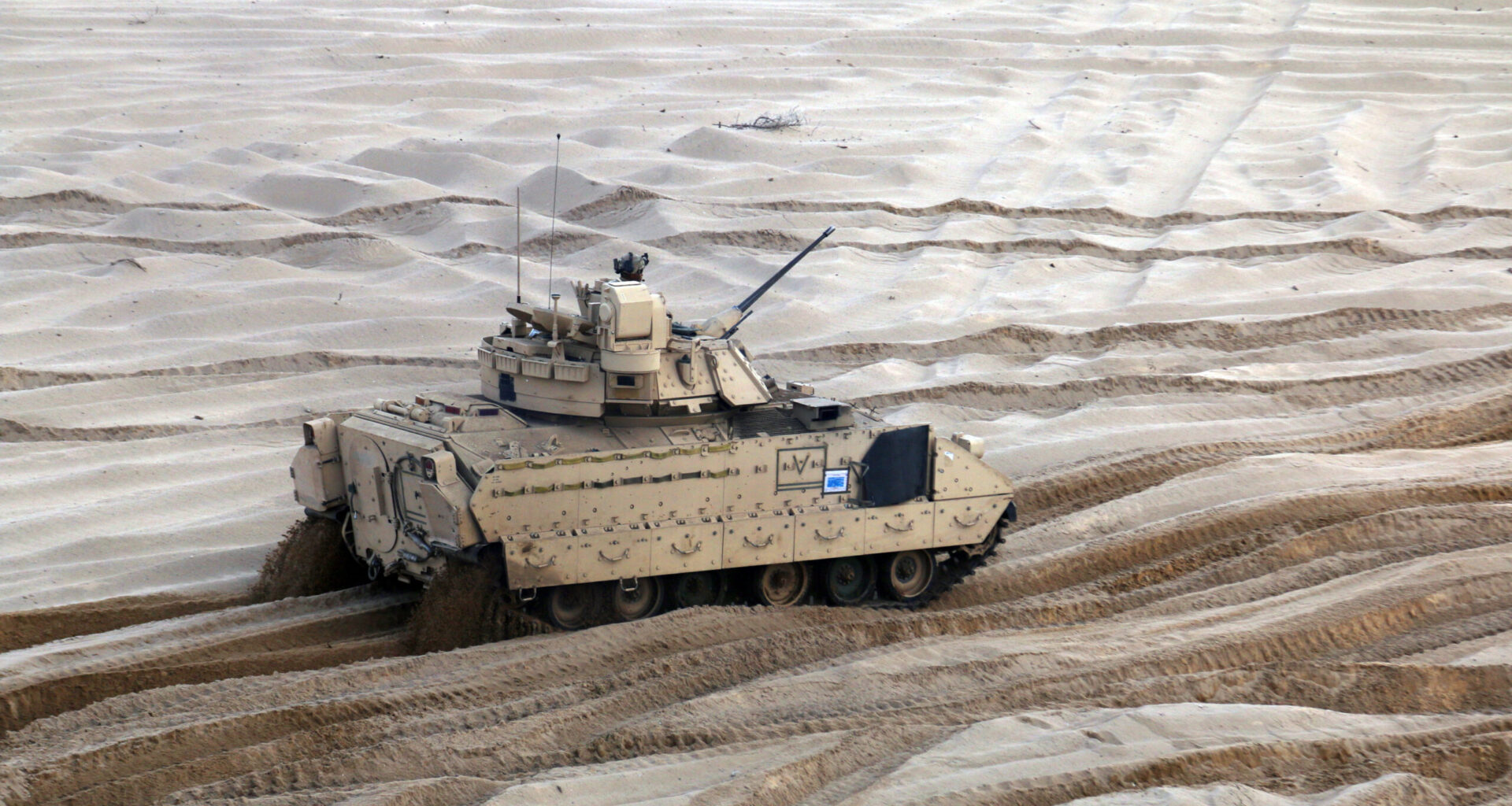 Is the Army about to shake up its Bradley replacement, XM30? Sources see major signs.