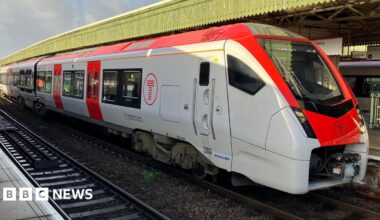 New Welsh stations in £14bn UK government rail funding promise