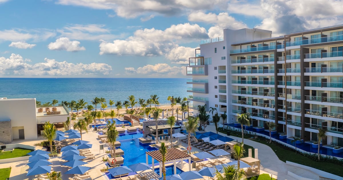 Canadians travellers decry hotel’s response to gastro outbreak