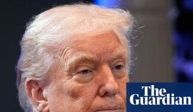 US businesses clamor for refunds after supreme court strikes down Trump’s tariffs | Trump tariffs