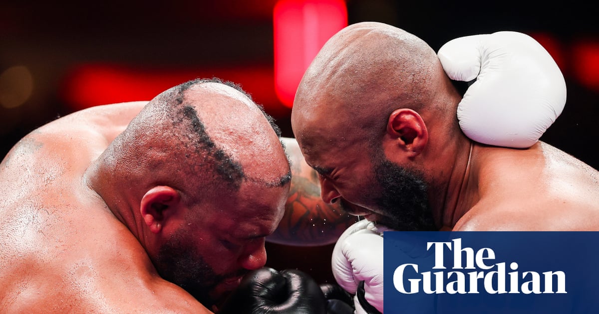 Jarrell Miller’s hairpiece punched off during MSG fight … and boxer goes on to claim victory | Boxing