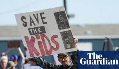Calls to shut down Texas ICE facility for children grow amid measles outbreak | Texas