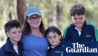 WA work safety watchdog makes ‘initial enquiries’ after family who hired kayak and paddleboards washed out to sea | Western Australia
