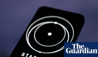 Russian military scrambles to find Starlink alternative after access blocked | Russia