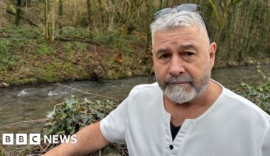 Flood-prone Ynysybwl homes to be bought and bulldozed by council - BBC