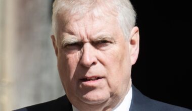 Ex-royal cop who 'saw Andrew bring women to Palace' contacts police | Royal | News