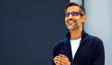Google Earnings: AI Investment Intensifies, Impacting Alphabet Stock