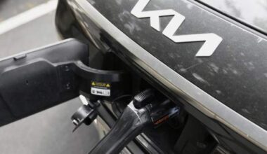 As new EV rebate program starts, car dealers still seek past reimbursements