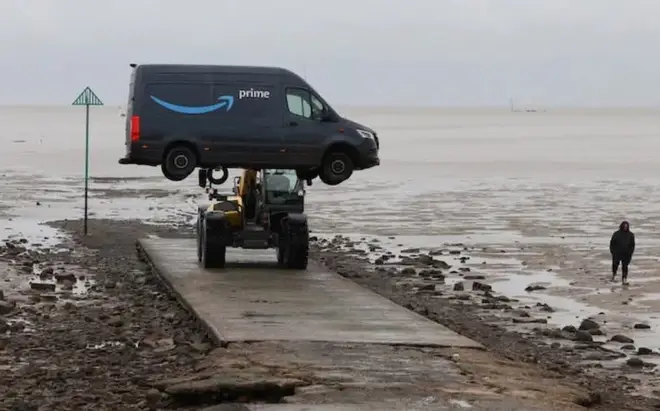 They confirmed that the driver had "removed themselves from the van and reported the incident to Amazon".