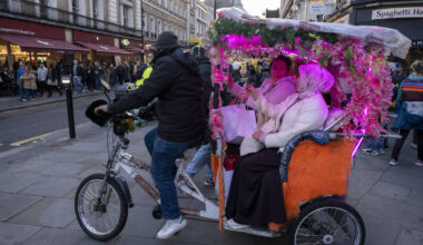 Pedicab riders to be banned from blaring music and ripping off Londoners as TfL regulates industry