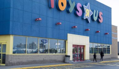 Toys “R” Us Canada files for creditor protection, owes vendors $120M - CTV News