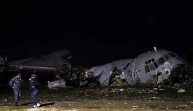 Cargo plane carrying money crashes in Bolivia, killing at least 15 people, official says - National