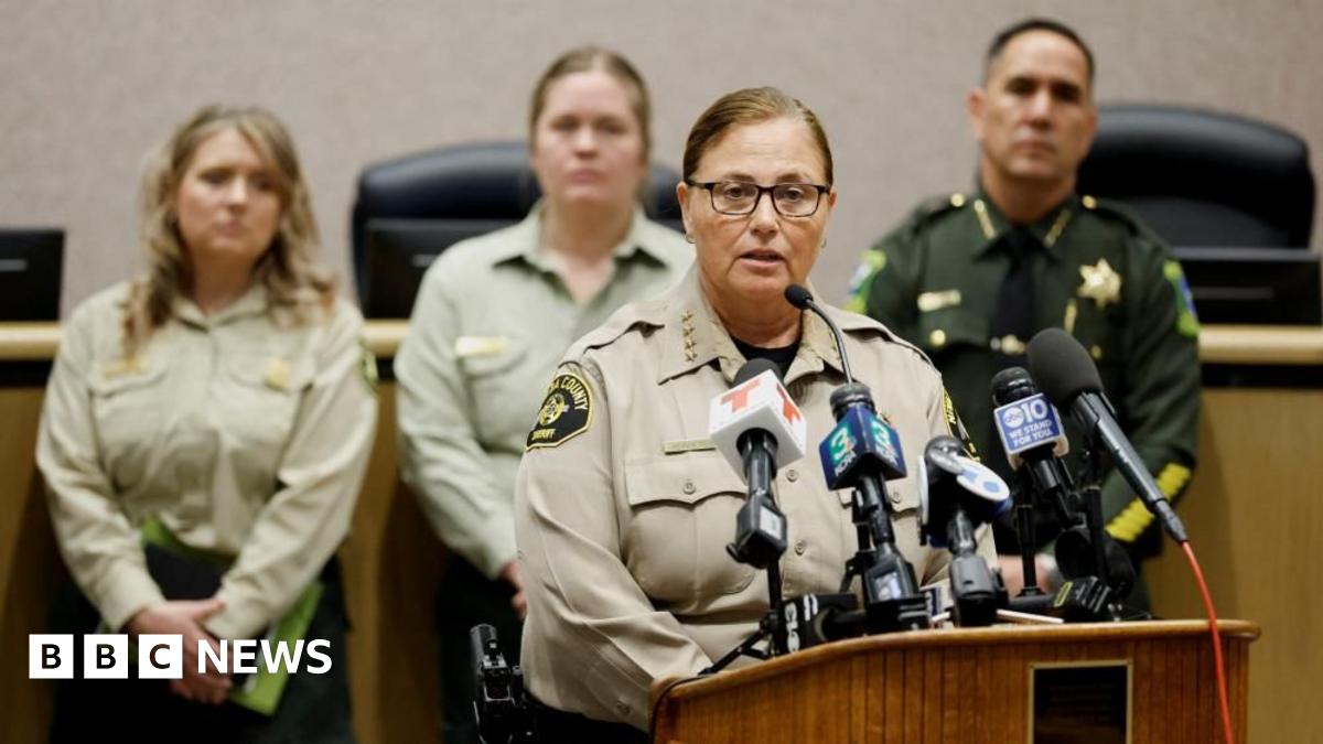 Three rescuers depart for the site of avalanche