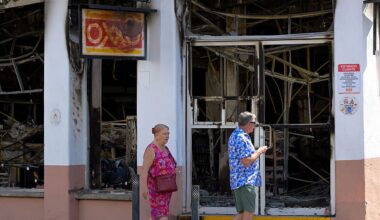 Who pays when you’re stranded? Why 18,000 Canadians in Mexico may be stuck with a massive credit card bill