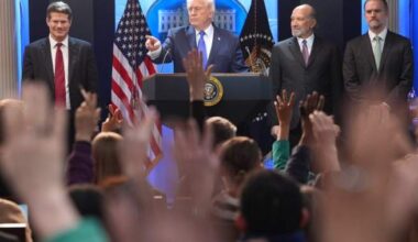 Trump keeps carveout under CUSMA in new 10 per cent global tariff - National