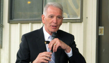 Ralph Abraham, No. 2 official at CDC, abruptly steps down