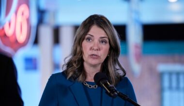 Alberta Premier defends fall referendum plans