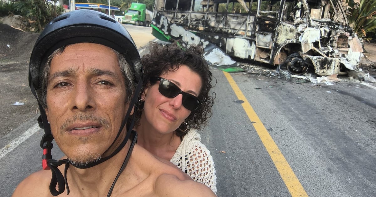 ‘I just want to get home’: Edmontonians stuck in Mexico despite flights resuming - CTV News