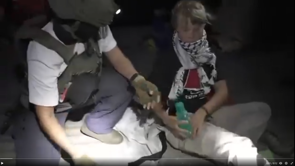 כוחות חיל הים לצד גרטה טונברג