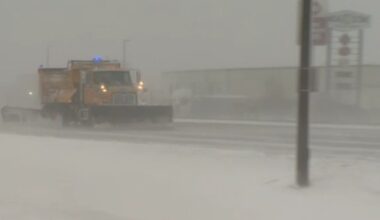 Snowy conditions prompt more school closures in Manitoba - CTV News