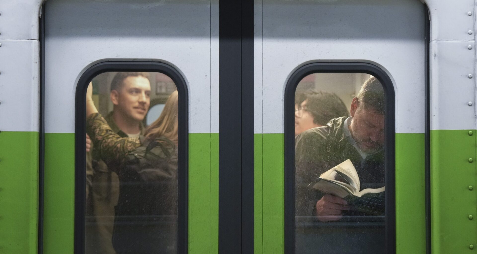 GO Transit to run modified service Tuesday after train derailment