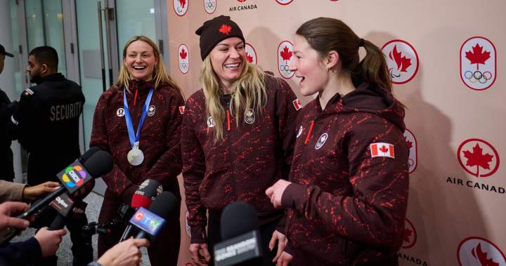 Team Canada athletes welcomed home after 21-medal Olympic performance - National