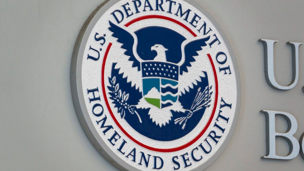 Reddit, Meta, and Google Voluntarily Gave DHS Info of Anti-ICE Users, Report Says