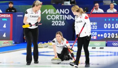 Last-rock victory keeps Canadian playoff hopes alive in women’s curling