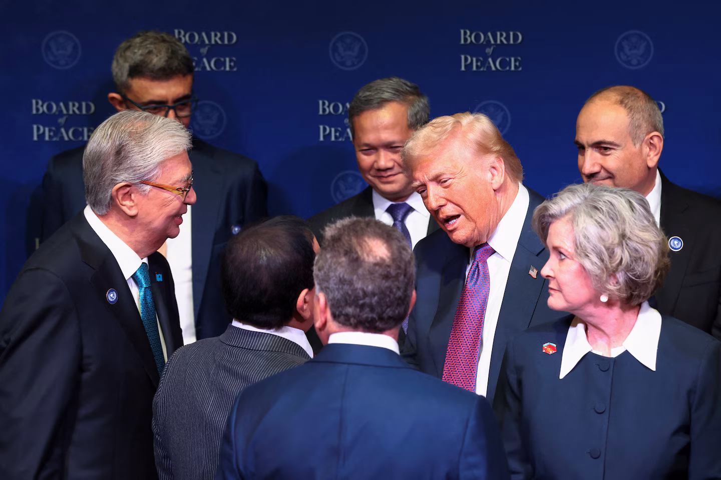 Trump vows $10 billion contribution to his own Board of Peace - The Washington Post