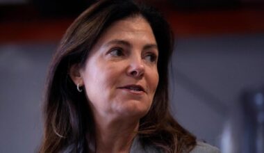 Healey 'demands' Gov. Kelly Ayotte to oppose new ICE detention center in New Hampshire