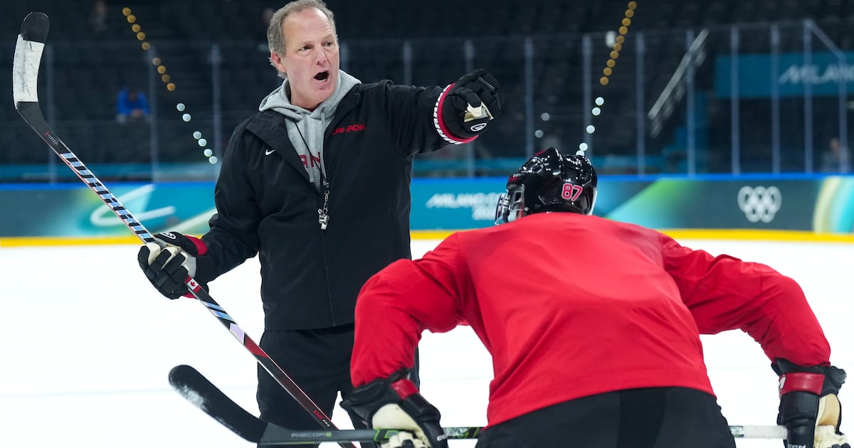 Cooper closes Canada's practice to limit distractions