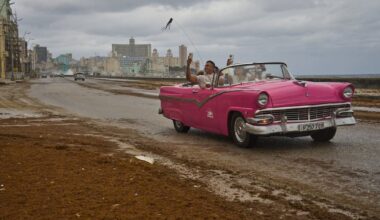 Canada updates travel advisory for Cuba amid power outages, shortages - CTV News