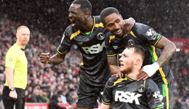 Charlton secure excellent point at St Mary's