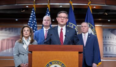 Trump signs bill to end partial government shutdown, setting stage for next fight - CTV News