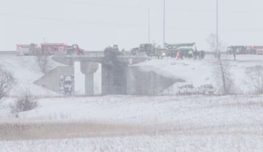 Truck crashes, hangs off edge of Winnipeg overpass Tuesday morning: police - CTV News
