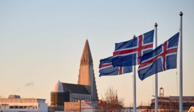 Iceland looks to fast-track vote on joining EU – POLITICO