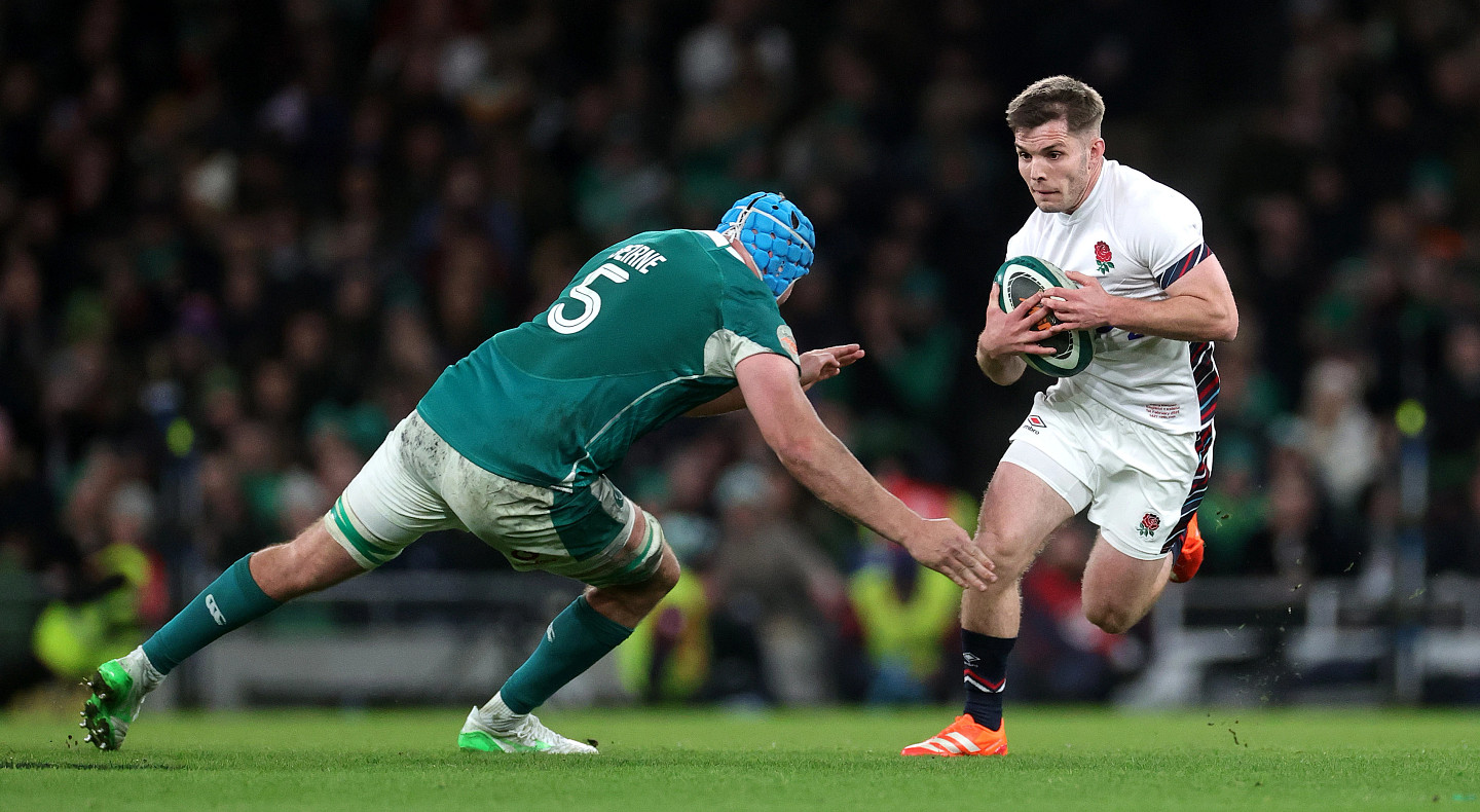Harry Randall is tackled by Ireland's Tadgh Beirne