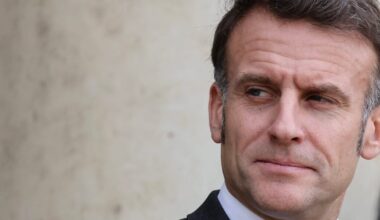 Technical work is under way to restart European talks with Putin, Macron says – POLITICO