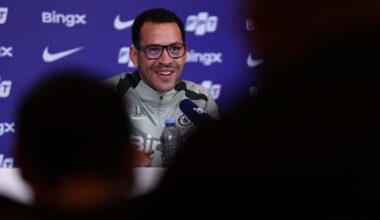 Liam Rosenior delivers latest Chelsea team news ahead of Burnley | News | Official Site