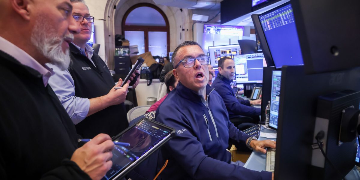 Down Arrow Button Icon