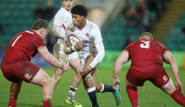 Connor Treacey carries the ball.