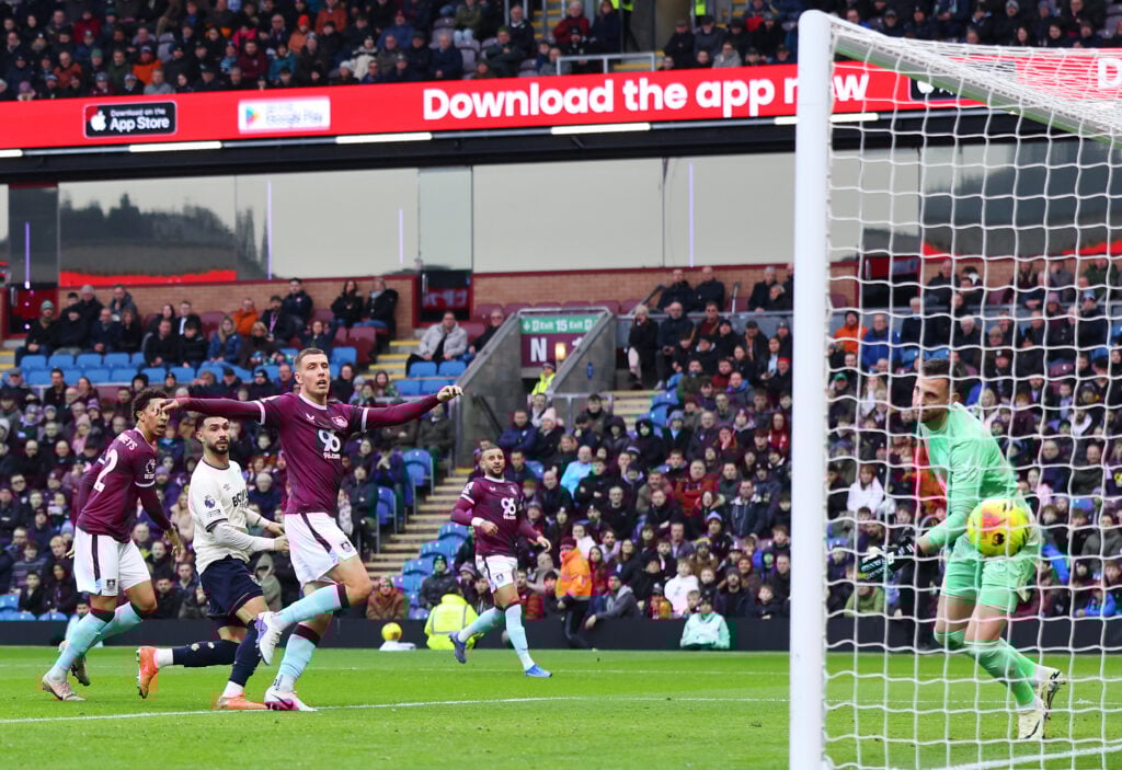 Taty Castellanos scores during Burnley v West Ham United - Premier League