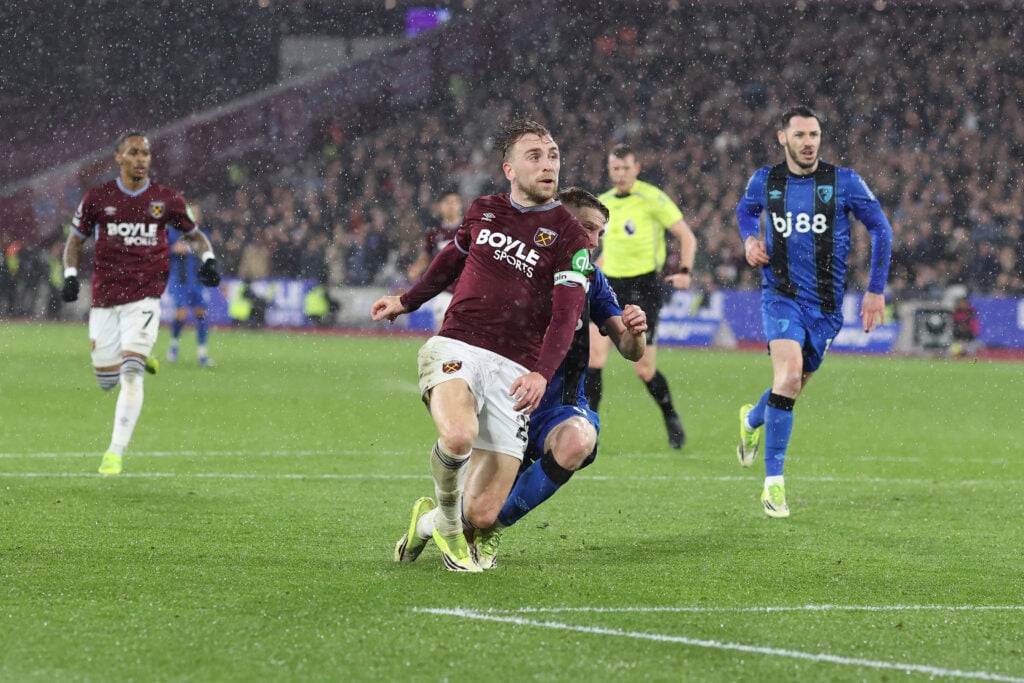 Jarrod Bowen blazes a golden West Ham chance over the bar against Bournemouth