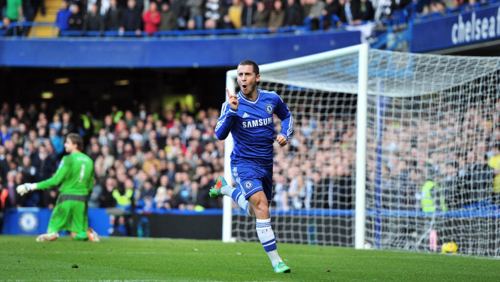 Chelsea's Belgian midfielder Eden Hazard celebrates scoring
