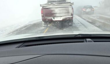 Highways back open in Manitoba after blowing snow causes poor conditions - Winnipeg