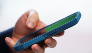 Cellphone thefts in Toronto surging, according to new data