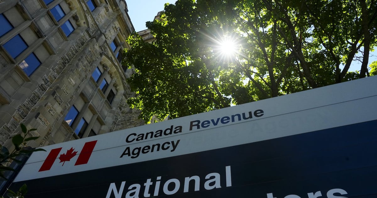 It’s the first tax season since the CRA revamped its services. Here’s what to expect - CTV News