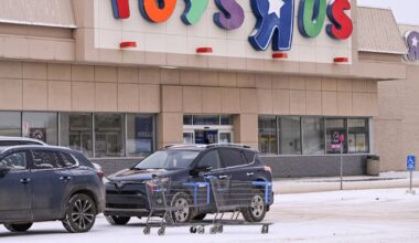 Toys "R" Us Canada facing another lawsuit